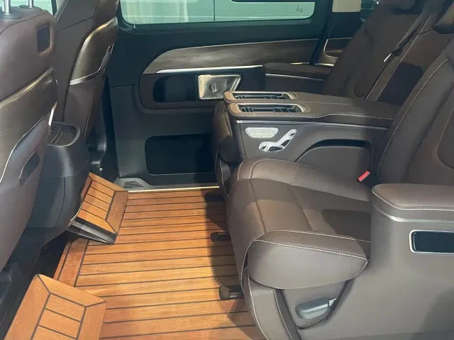 Mercedes-Benz V-Class — Фото автомобиля 5