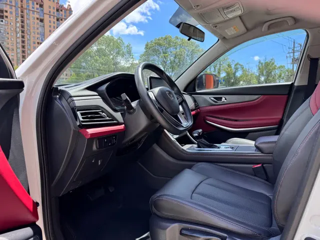 Changan CS75 — Фото автомобиля 4