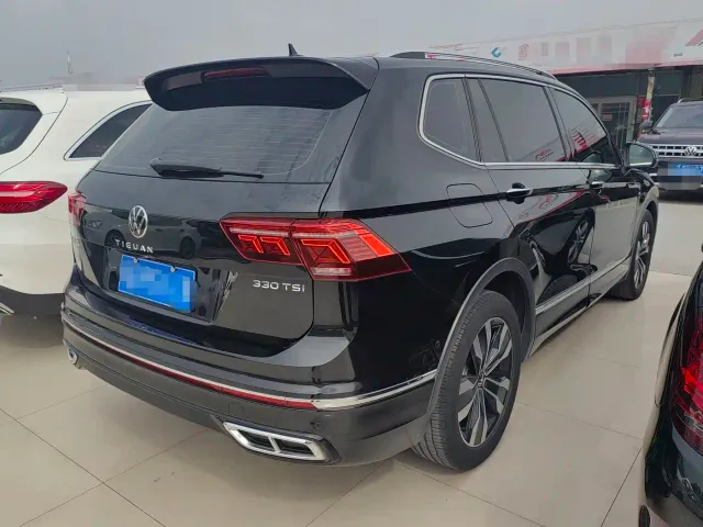 Volkswagen Tiguan L — Фото автомобиля 9