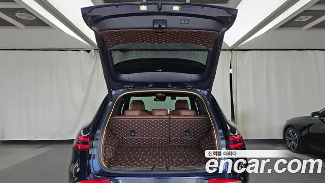 Genesis GV70 2.5T Бензин AWD — Фото автомобиля 17