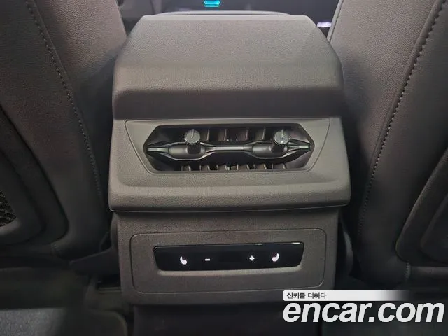 Audi A6 e-Tron — Фото автомобиля 15