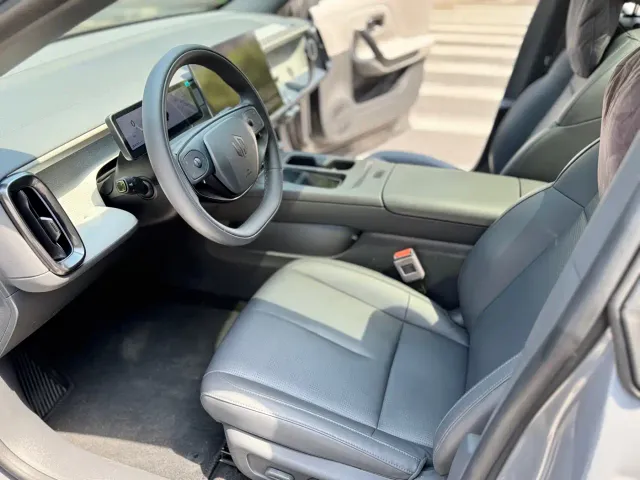 Leapmotor Lafa 5 — Фото автомобиля 8