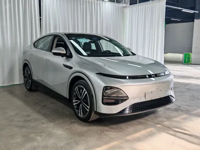 Xpeng G6 — Фото автомобиля 3