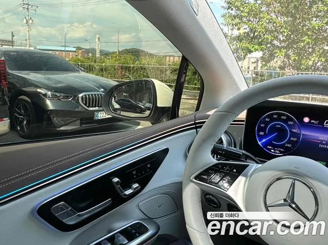 Mercedes-Benz EQE V295 — Фото автомобиля 10
