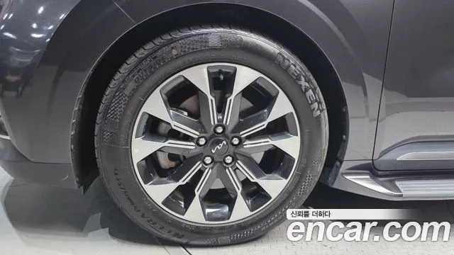 Kia Canival Carnival 4 поколение Дизель 7 мест Signature — Фото автомобиля 5