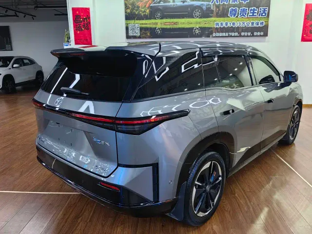 Toyota BoZhi 3X — Фото автомобиля 5