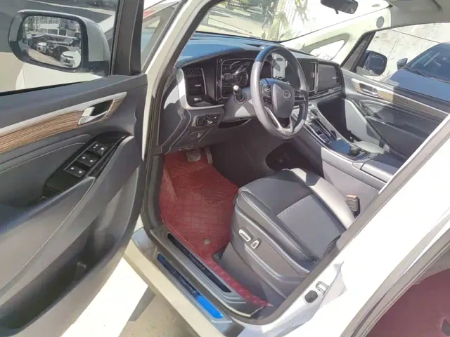 GAC Trumpchi M8 — Фото автомобиля 14