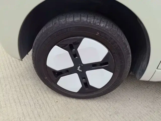 Wuling Hongguang Mini EV — Фото автомобиля 22