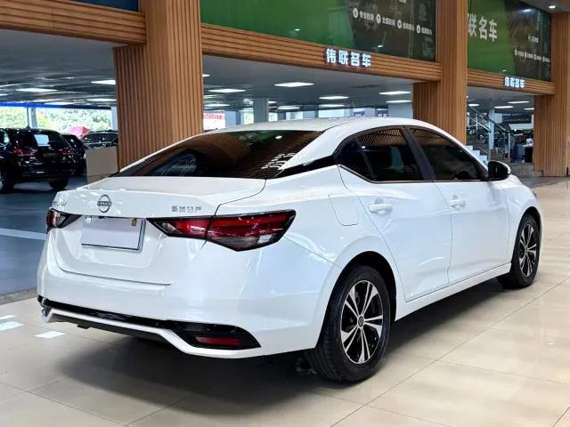 Nissan Sylphy — Фото автомобиля 6