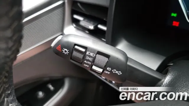 KG_Mobility_Ssangyong Rexton Новый Rexton Sport Дизель 2.2 4WD — Фото автомобиля 19
