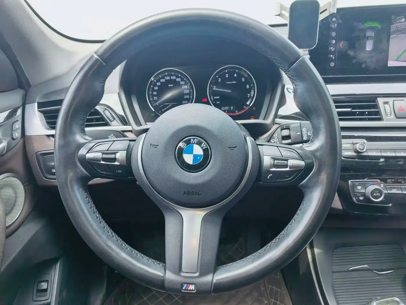 BMW BMW X1 2021 sDrive25Li Leading — Фото автомобиля 13