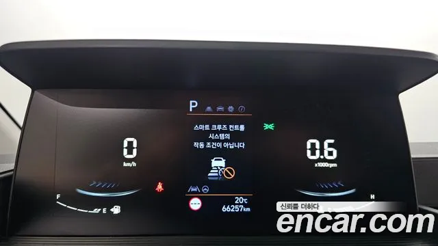 Hyundai Staria Staria L3.5 Инвалидная коляска Подъёмник/Slope — Фото автомобиля 8
