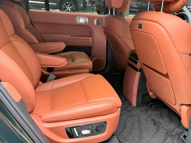 Li Auto L9 — Фото автомобиля 14