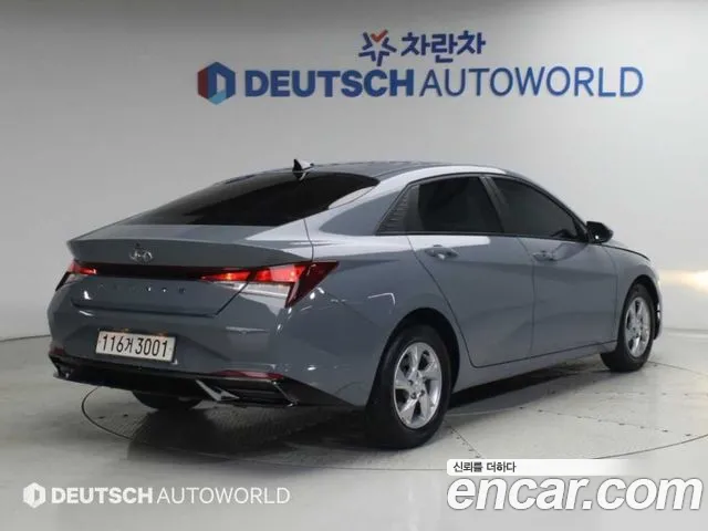 Hyundai Avante CN7 — Фото автомобиля 2
