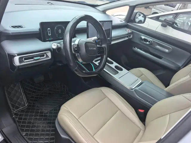 GAC Aion Y — Фото автомобиля 10