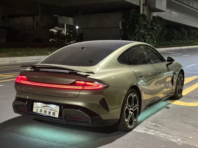 Xiaomi SU7 — Фото автомобиля 4