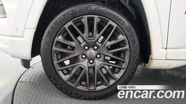Jeep Compass 2nd Gen — Фото автомобиля 5