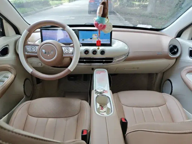 Wuling Bingo — Фото автомобиля 9