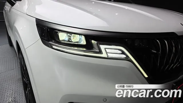 Kia Canival Carnival 4 поколение Дизель 9 мест Signature — Фото автомобиля 20