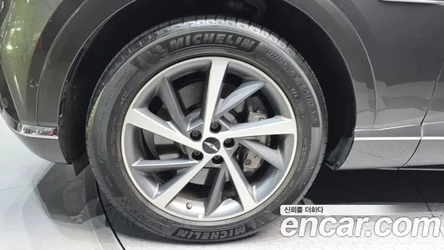 Genesis GV80 2.5T Бензин AWD — Фото автомобиля 5