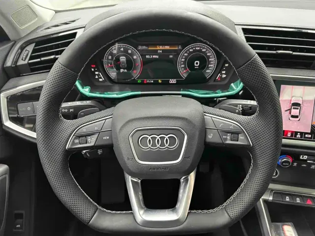 Audi Q3 — Фото автомобиля 8