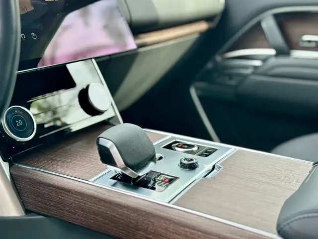Land Rover Range Rover — Фото автомобиля 6