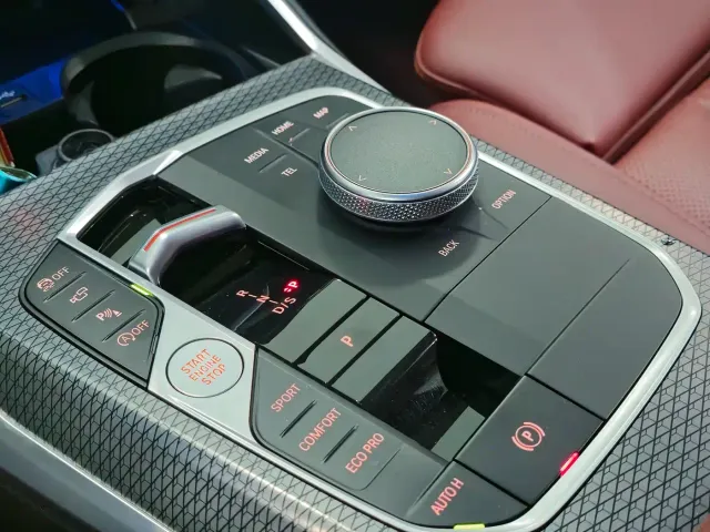 BMW 3 Series — Фото автомобиля 5