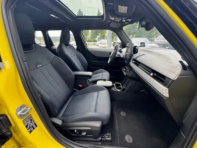 MINI Hatch — Фото автомобиля 17