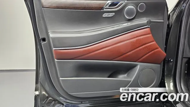 Genesis GV80 — Фото автомобиля 13