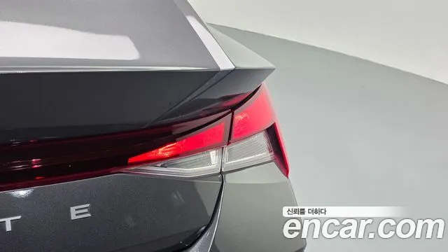Hyundai Avante CN7 — Фото автомобиля 23