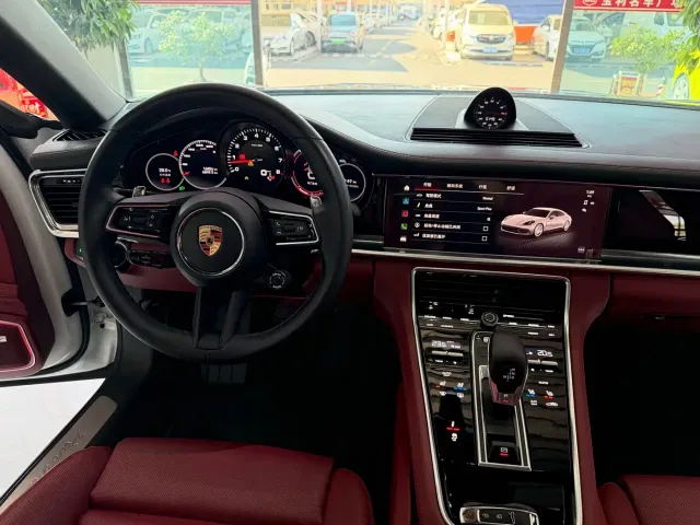 Porsche Panamera — Фото автомобиля 16