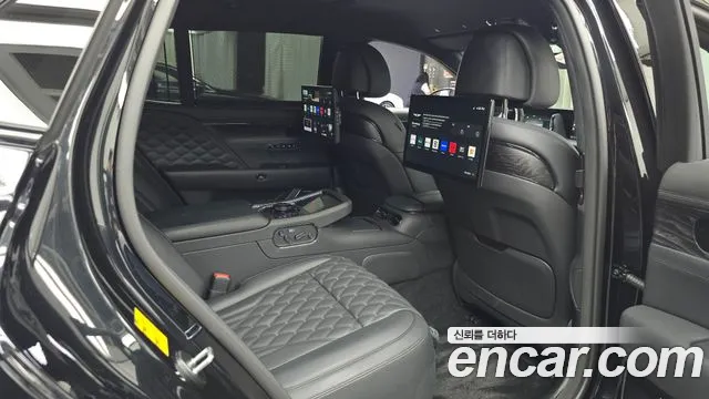 Genesis G90 Бензин 3.5 турбо AWD — Фото автомобиля 11