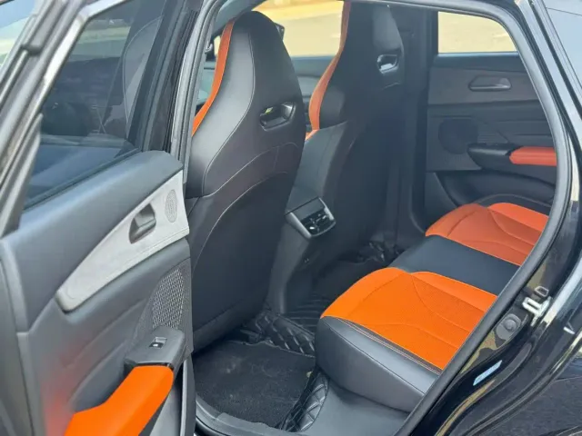 Changan Changan UNI-V 2025 1.5T Sport Edition — Фото автомобиля 6