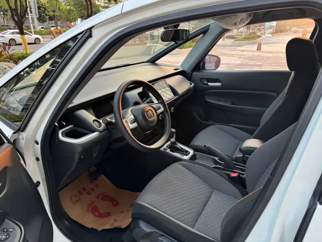 Honda Fit — Фото автомобиля 4