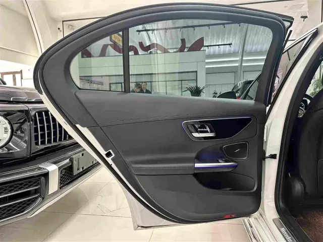 Mercedes-Benz C-Class — Фото автомобиля 26