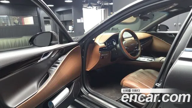 Genesis G80 Бензин 3.5 турбо AWD — Фото автомобиля 4