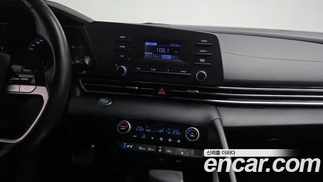 Hyundai Avante CN7 — Фото автомобиля 13