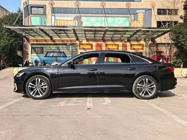 Audi A6L — Фото автомобиля 19