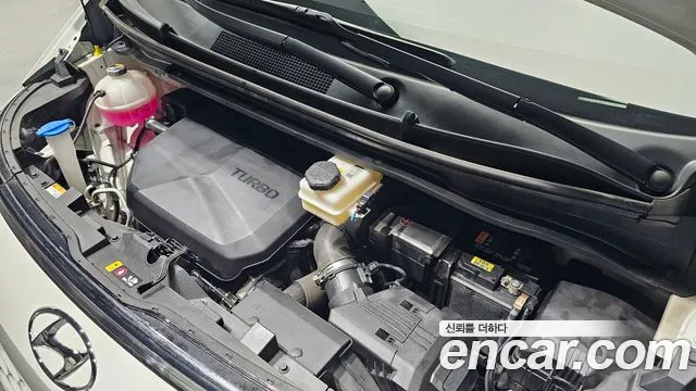 Hyundai Staria Staria 4WD Tourer 11 мест — Фото автомобиля 5