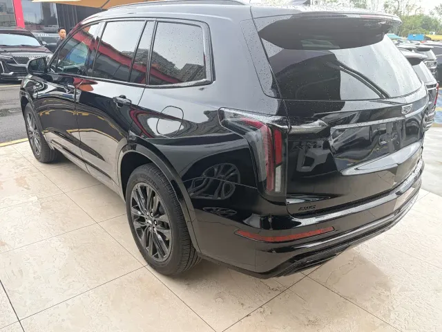 Cadillac XT6 — Фото автомобиля 4