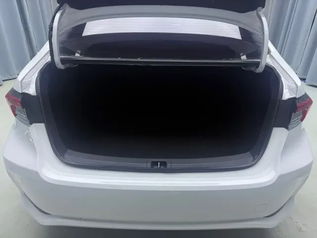 Toyota Corolla — Фото автомобиля 8