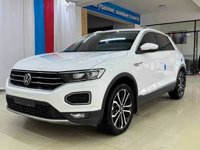 Фотография автомобиля — Volkswagen T-Roc