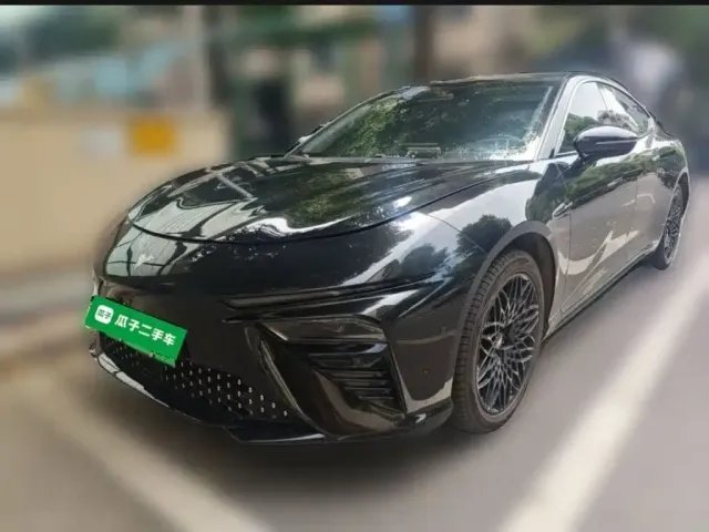Nezha Auto Nezha S 2022 Model Extended Range 1160km RWD Medium Edition — Фото автомобиля 23