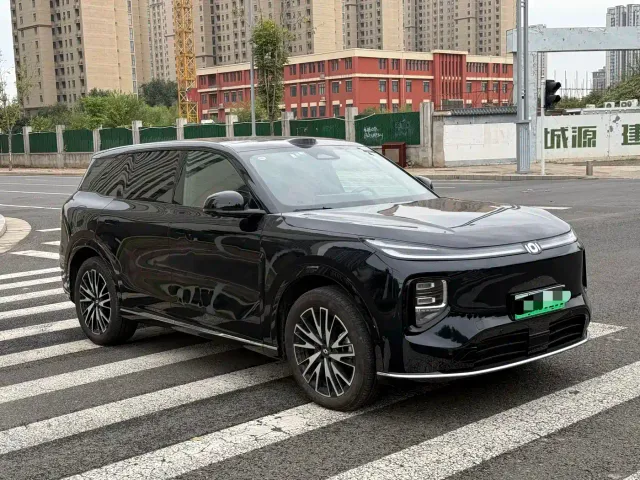 Changan Qiyuan Q07 — Фото автомобиля 3