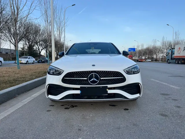 Mercedes-Benz C-Class — Фото автомобиля 3