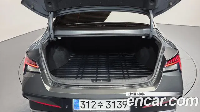 Hyundai Avante CN7 — Фото автомобиля 20