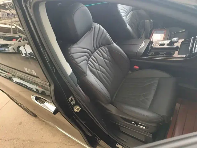 GAC Trumpchi M8 — Фото автомобиля 24