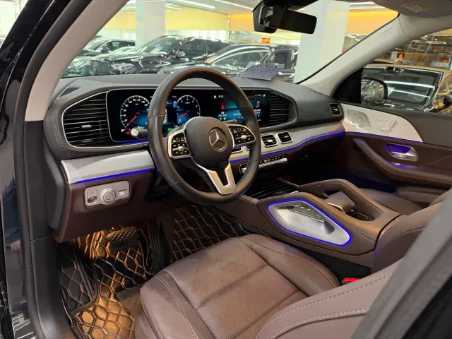 Mercedes-Benz GLE-Class — Фото автомобиля 4