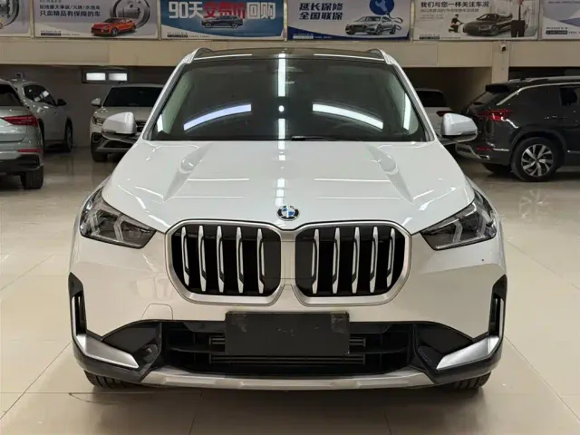 BMW X1 — Фото автомобиля 2