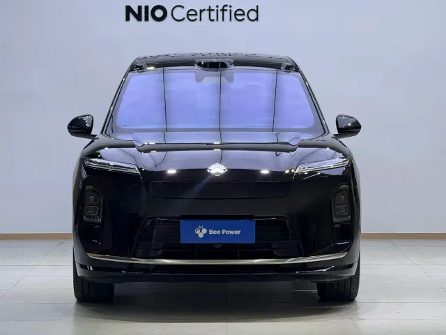 Nio ES8 — Фото автомобиля 2
